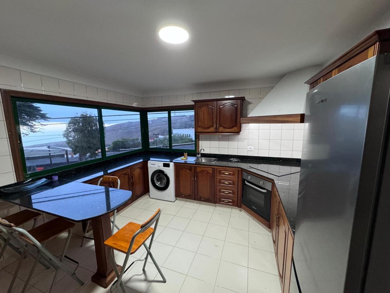 Appartamento Vivienda En El Centro De La Isla 2Hab Con Terraza Valverde  Esterno foto